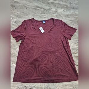 NWT Old Navy Luxe V-Neck Tee | Size Small | Grand Canyon